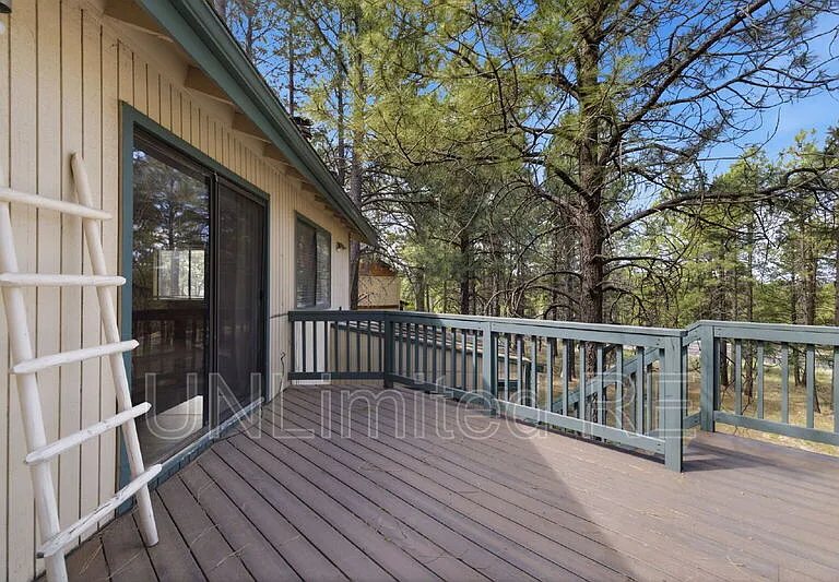 1410 N Inverrary Way — Photo 45