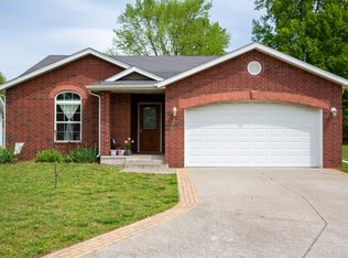 19 Atwell Acres St, Monett, MO 65708