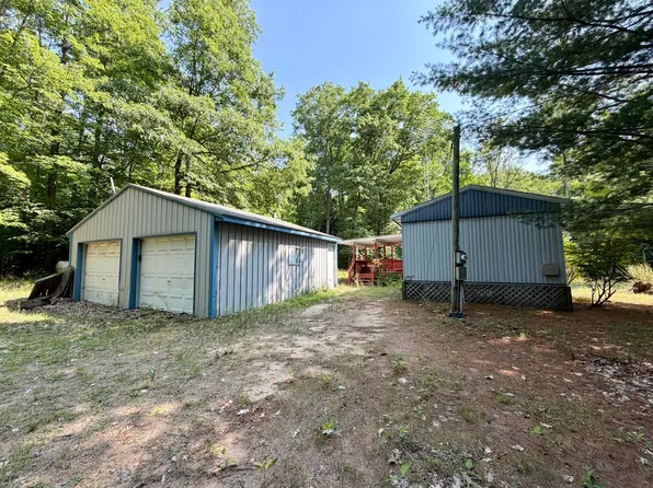 4085 Leckrone Rd, Brethren, MI 49619