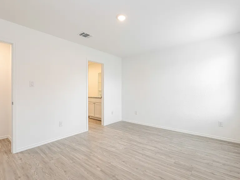 4247 Southton Mere — Photo 8