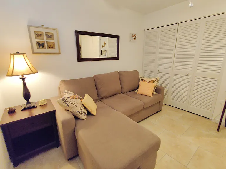 509 W Venice Ave #107 — Photo 11