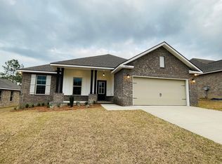 4603 Jayhawk Dr, Crestview, FL 32539