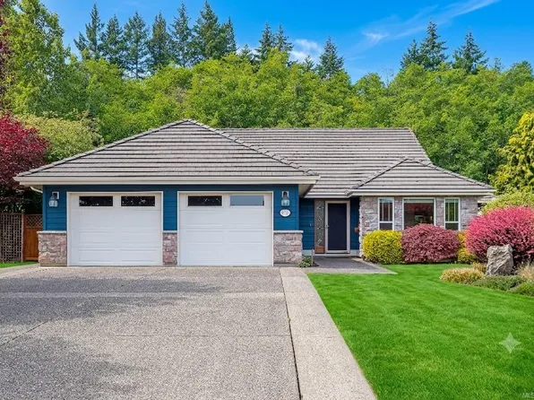 612 Morningstar Dr, Nanaimo, BC V9P 2W2