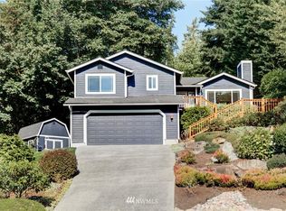 1031 215th Ave NE, Sammamish, WA 98074