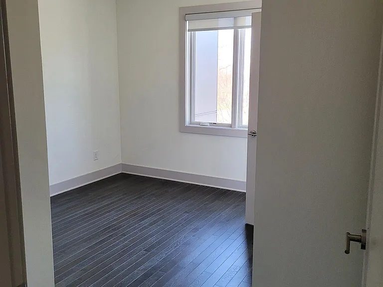 1117 Summit Ave — Photo 7