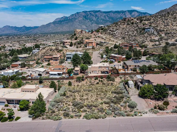 13609 Sunset Canyon Dr NE, Albuquerque, NM 87111