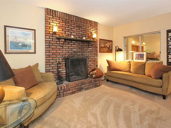 5th image of 5 Bell Ct