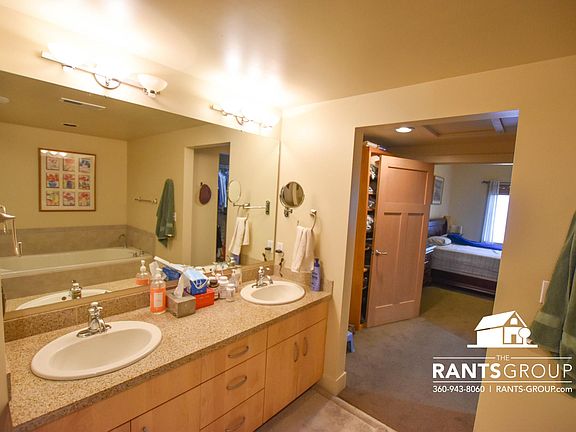 4th image of 1801 W Bay Dr NW APT 306