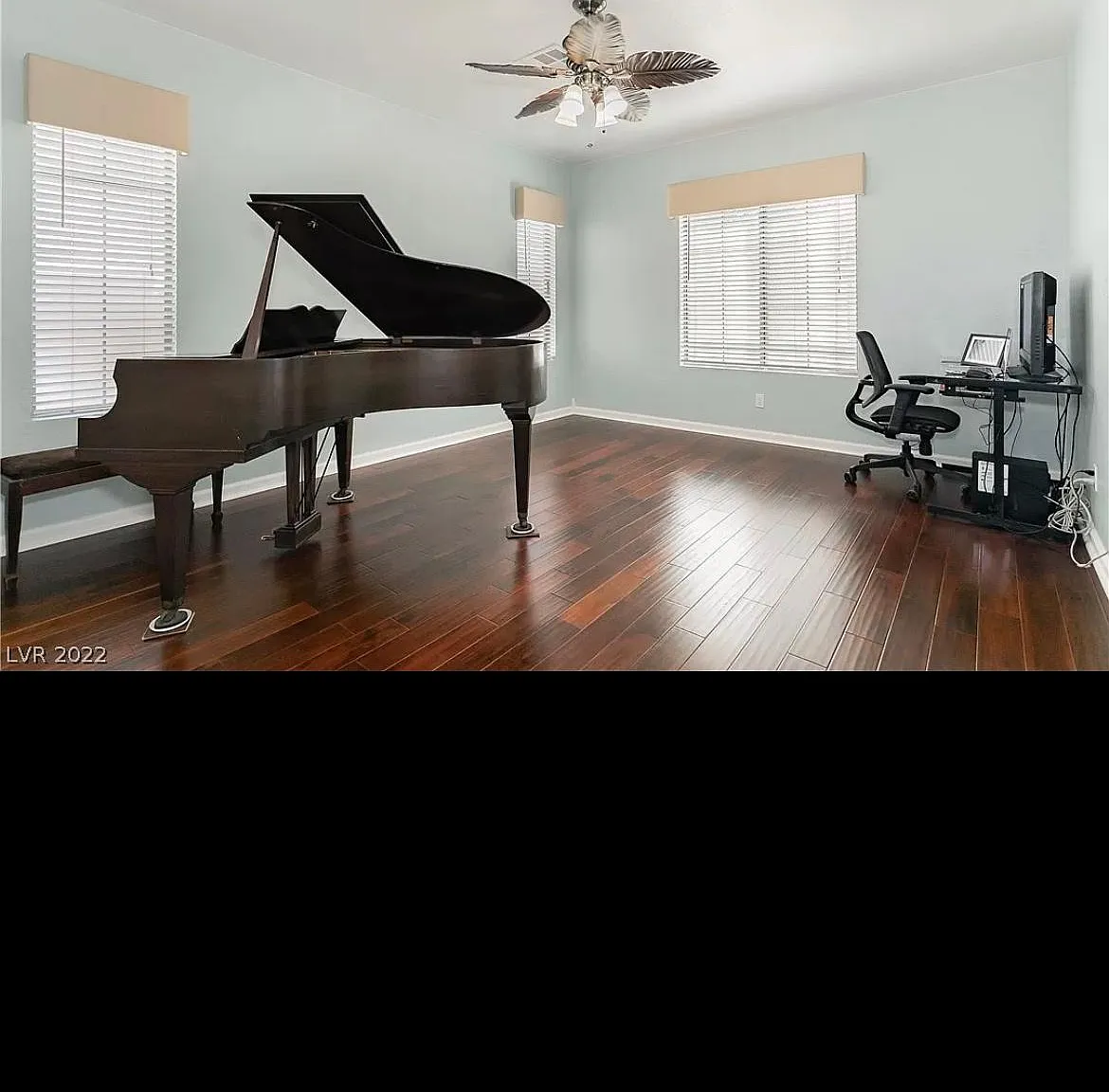 6125 Thorndike Ct — Photo 2