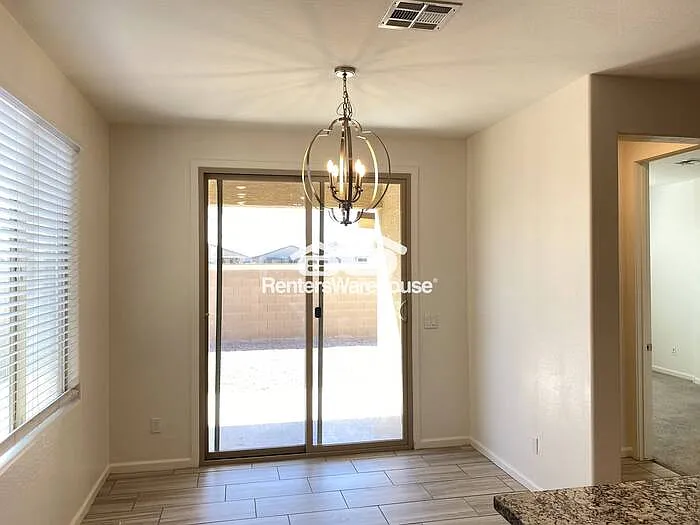 729 W Nova Pl — Photo 8