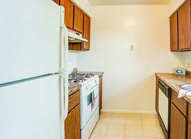 Townhome Kitchen at Williamsburg on the Lake