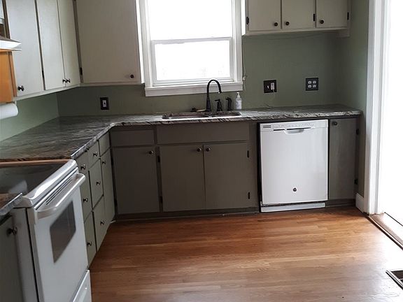 3rd image of 4326 N Maringo Dr