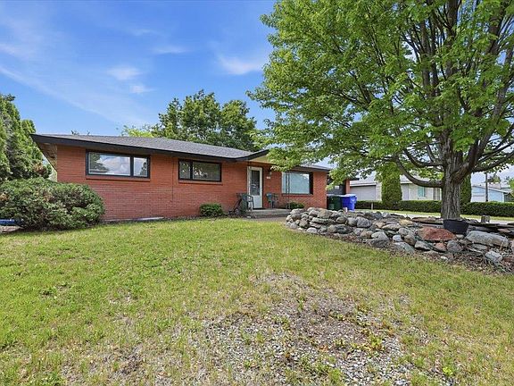 2nd image of 9808 E Shannon Ave