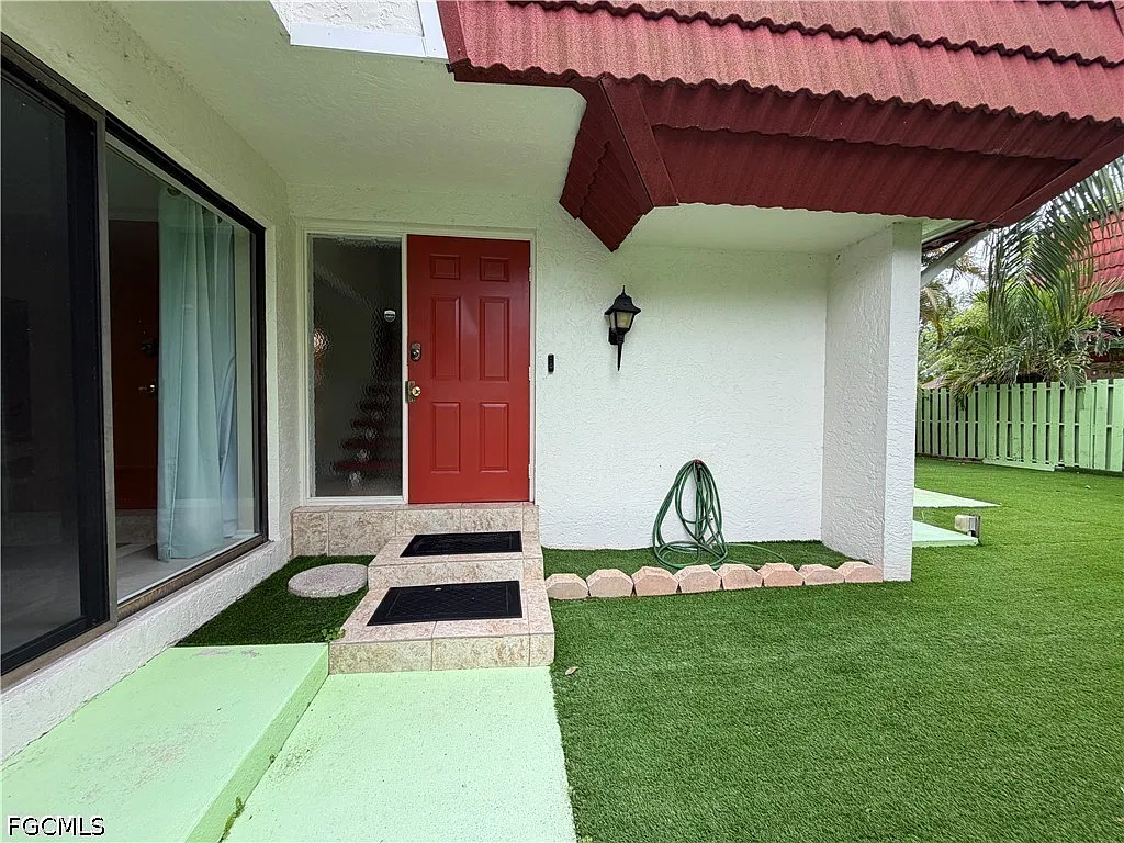 3 bed, 2.5 bath, 1608 sqft, $2,150 — Photo 1