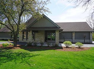 W354N5802 Lisbon Rd, Oconomowoc, WI 53066