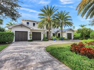 679 Rudder Rd, Naples, FL 34102