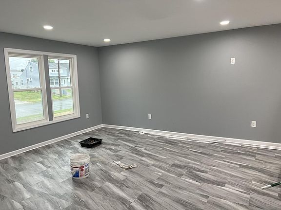 3rd image of 88 Wortylko St #88