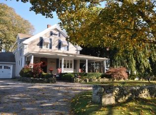 417 Bristol Ferry Rd, Portsmouth, RI 02871