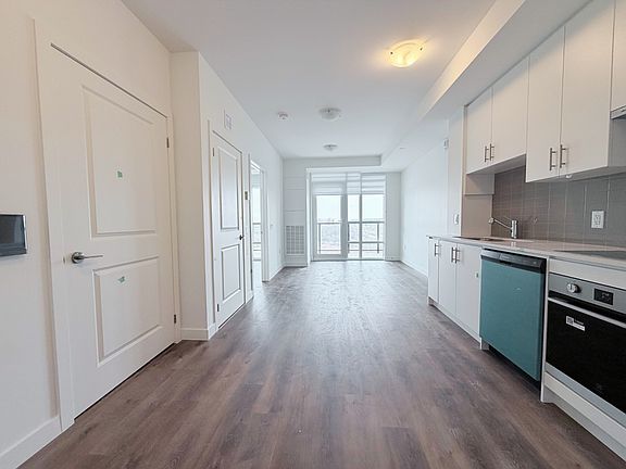 5th image of 461 Green Rd