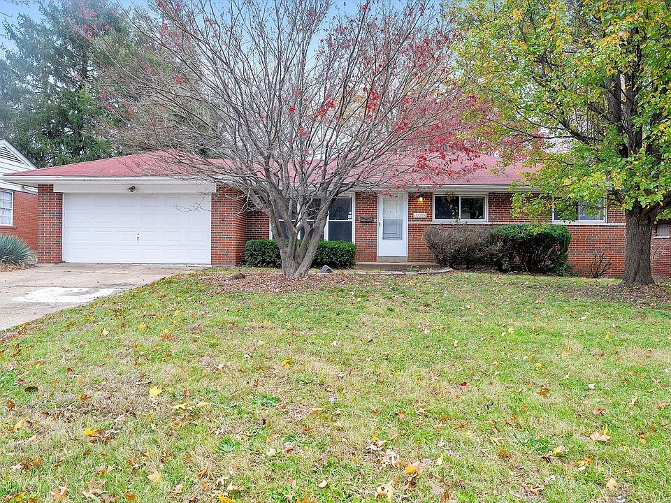1st image of 10026 Grosvenor Dr