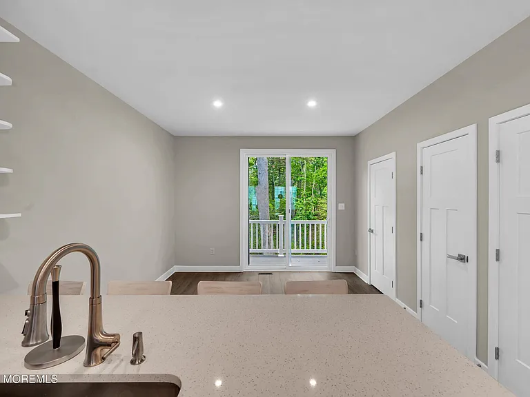 9 Halifax Rd — Photo 23