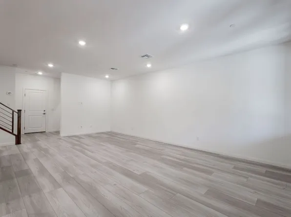91 Cinder Cone Ln, Las Vegas, NV 89138