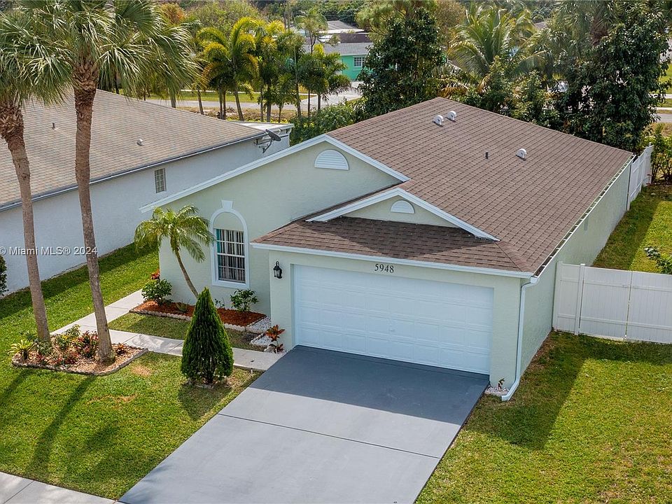 1st image of 5948 Azalea Cir