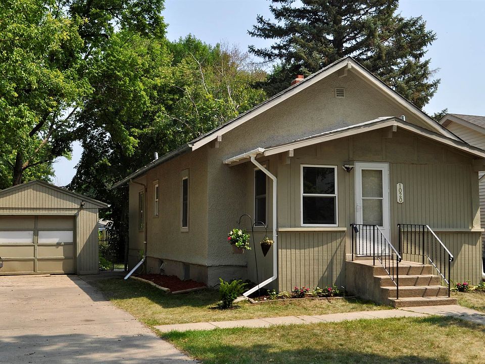 1st image of 1020 8th St N