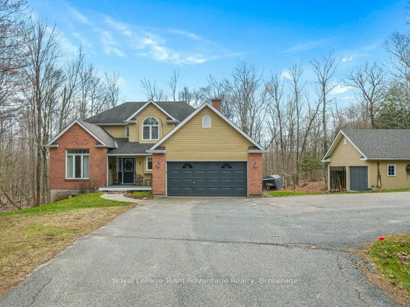 11 Limbert Rd, McDougall, ON P2A 2W9