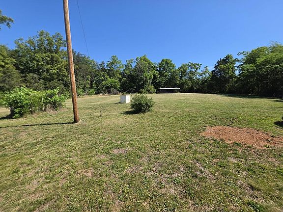 5th image of 369 Glenview Dr