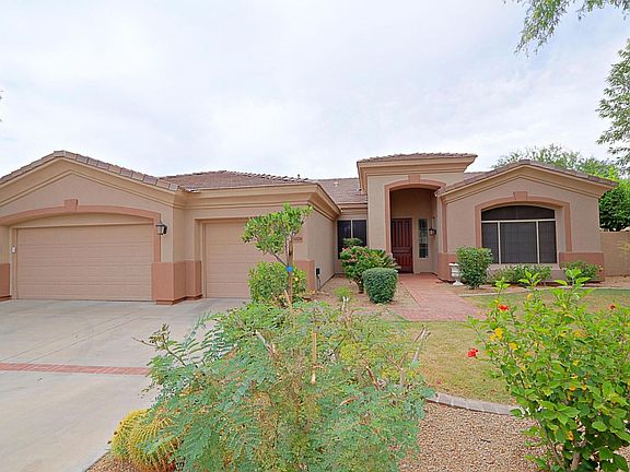3rd image of 20728 N 74th St