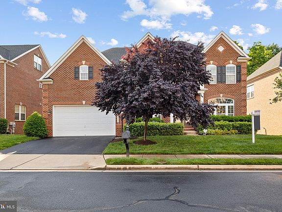 2nd image of 3991 Woodberry Meadow Dr