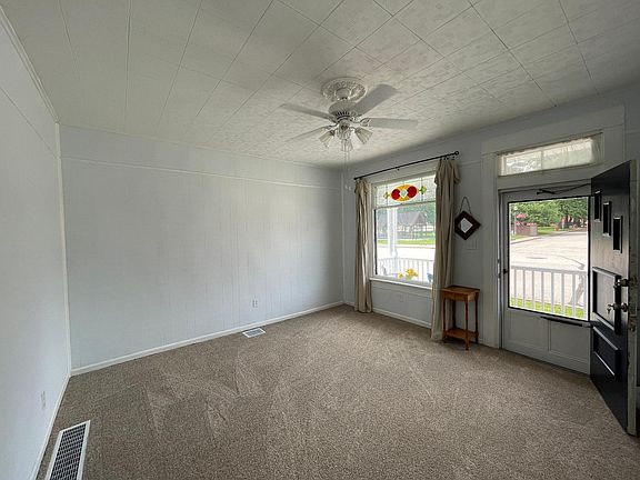 4th image of 218 2nd St Lot 41