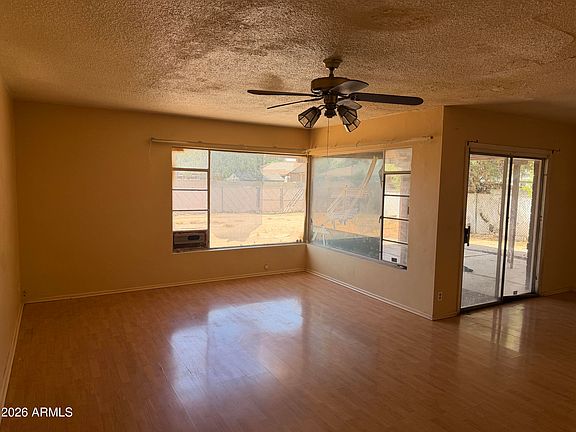 4th image of 2053 W HAZELWOOD Street
