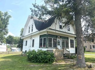 430 Roosevelt St, Rio, WI 53960