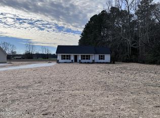 6832 Rains Crossroads Rd, Pikeville, NC 27863