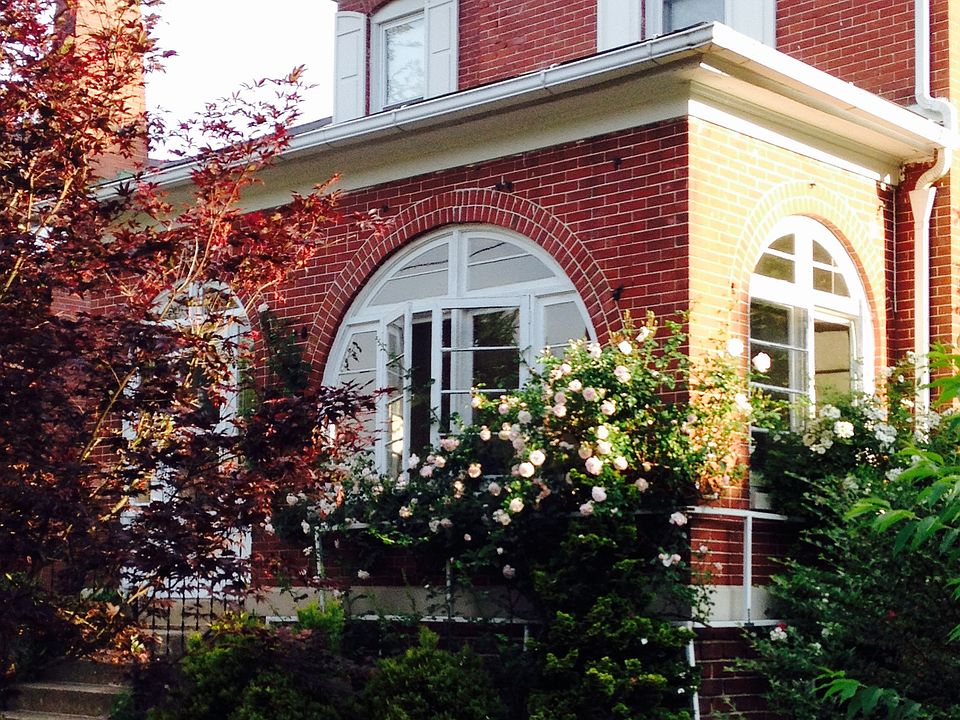 1st image of 15 Elmwood Pl