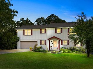 1110 Hutcheson Ln, Clarksville, TN 37040