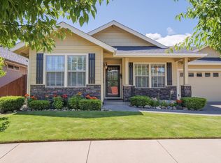 1811 SW I St, Grants Pass, OR 97526