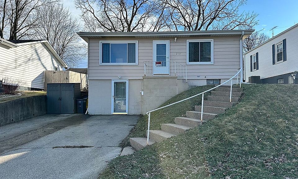 1st image of 2868 Indiana Ave