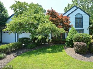 13821 Lowry Dr, Chantilly, VA 20151