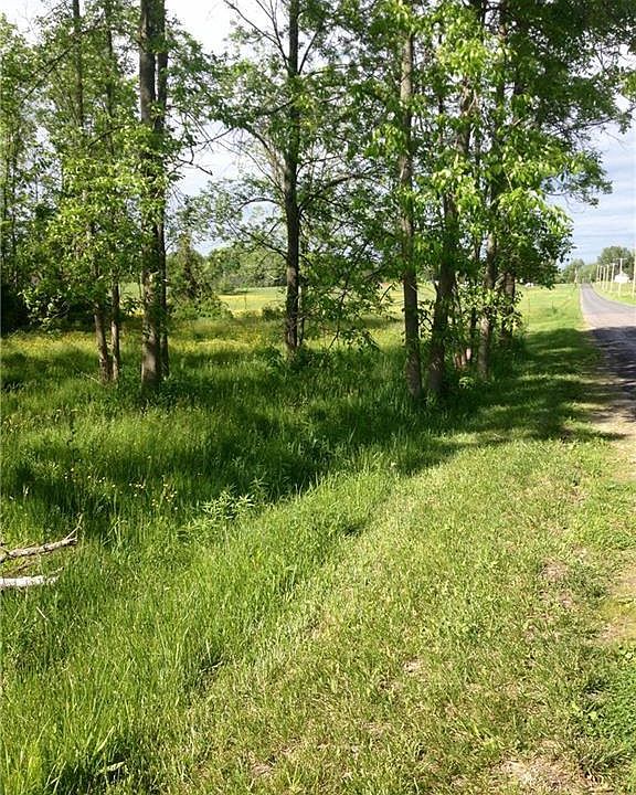 2nd image of 239 Leavitt Rd