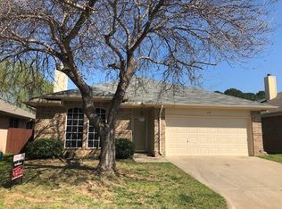 314 Texas Dr, Lake Dallas, TX 75065