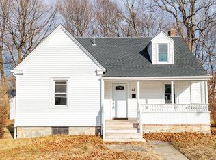 44 Rosemond Ter, Trumbull, CT 06611