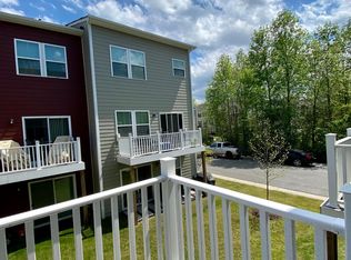 4302 Whitfield Ln, Chesapeake, VA 23324