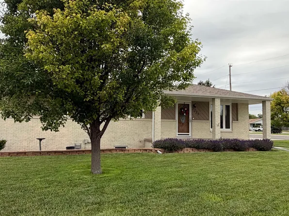 2223 Felten Dr, Hays, KS 67601
