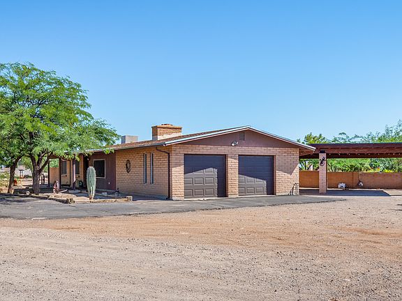 3rd image of 2922 N Silver Spur Dr
