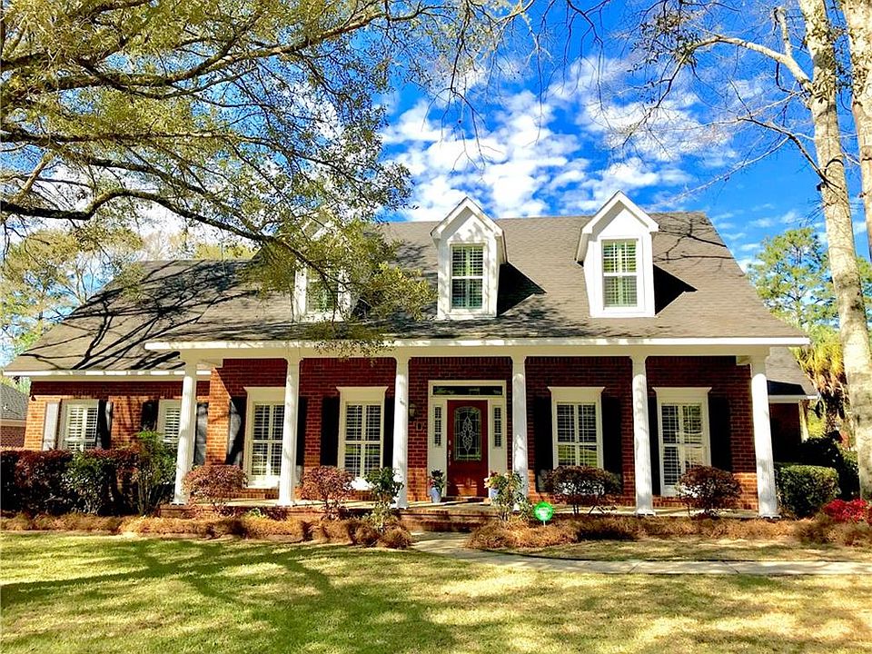 1st image of 2608 Charlotte Oaks Dr