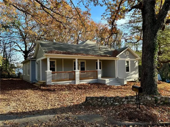 610 Park Ave, Eden, NC 27288