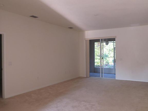 4th image of 693 Remington Green Dr SE